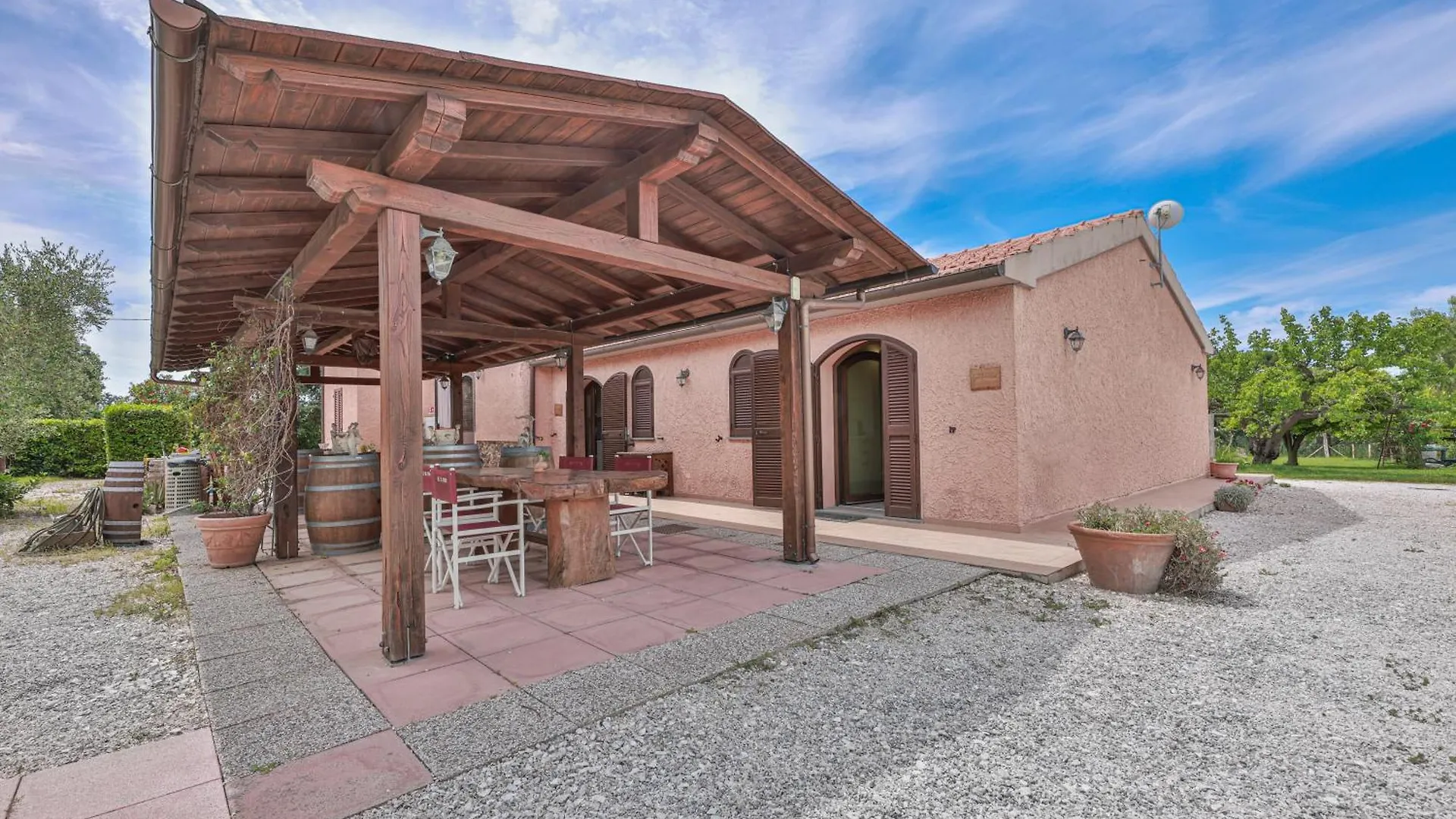 Bauernhof Agriturismo Re Di Fiori Donoratico Italien
